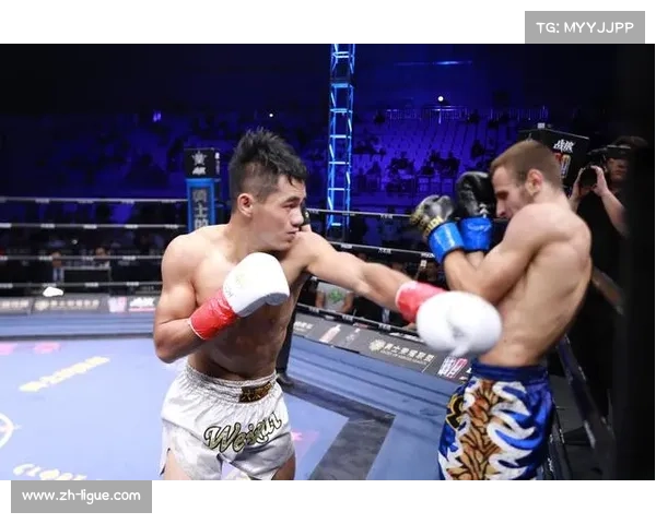 七分钟无规则MMA的极限考验：祝宝雷与张国的58公斤级对决