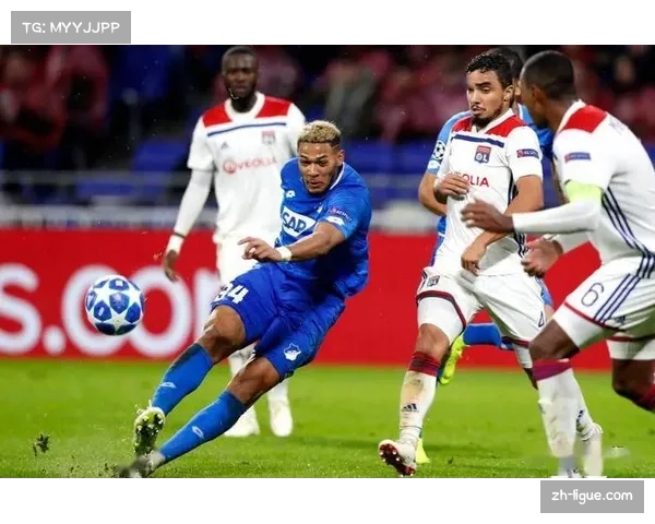 洛里昂vs蒙彼利埃，比赛第30分钟因场地照明故障暂停